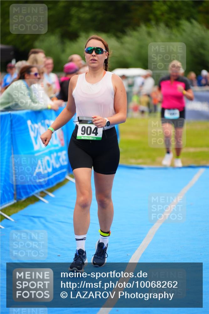 30.08.2026 - Elbe Triathlon Hamburg LAZAROV Photography http://msf.ph/oto/10068262 30.08.2026 12:27:17 Ziel 904, 1697 meine-sportfotos.de
