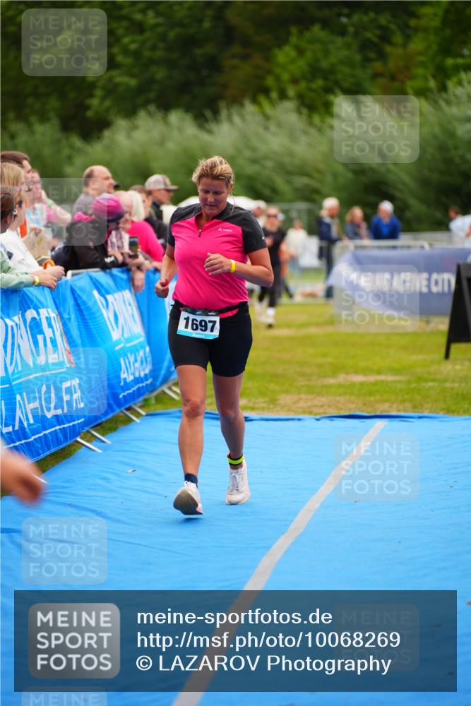 30.08.2026 - Elbe Triathlon Hamburg LAZAROV Photography http://msf.ph/oto/10068269 30.08.2026 12:27:19 Ziel 904, 1697 meine-sportfotos.de