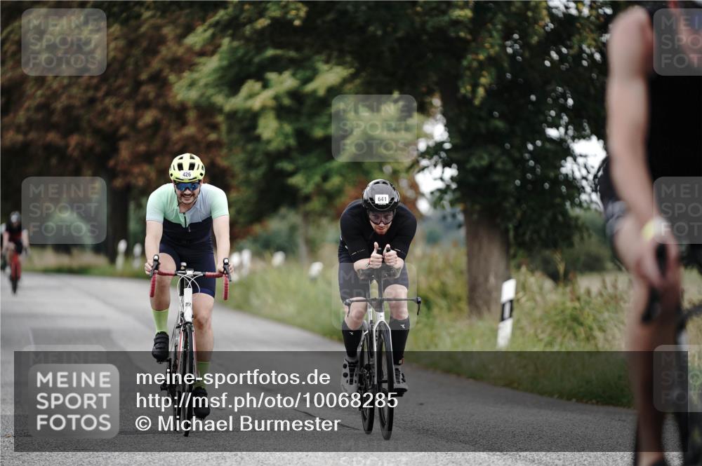 30.08.2026 - Elbe Triathlon Hamburg Michael Burmester http://msf.ph/oto/10068285 30.08.2026 09:30:07 Radfahren 292, 426, 561, 620, 641, 752 meine-sportfotos.de