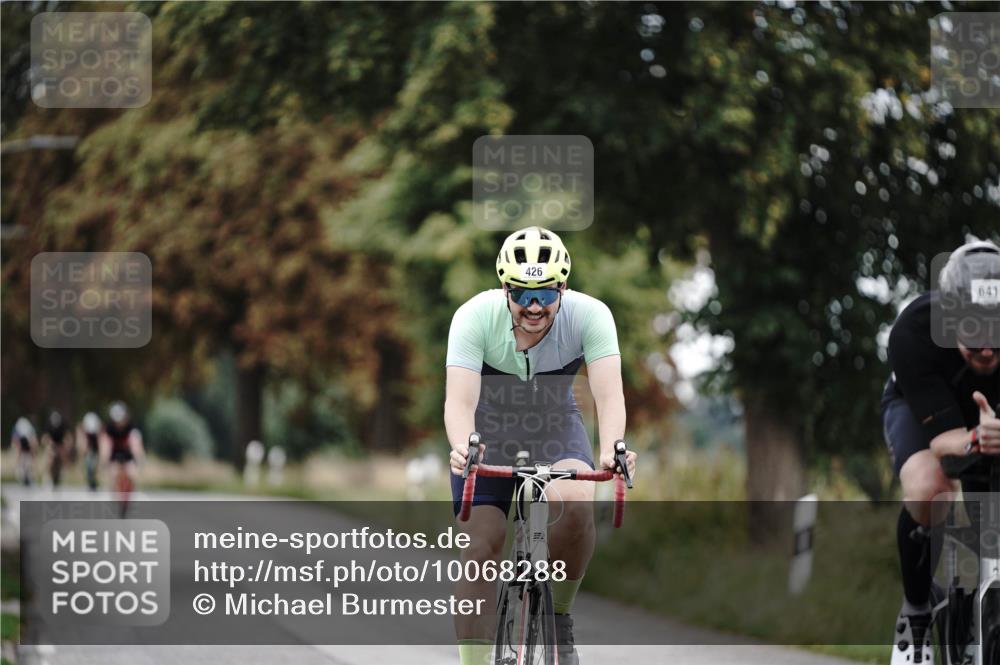 30.08.2026 - Elbe Triathlon Hamburg Michael Burmester http://msf.ph/oto/10068288 30.08.2026 09:30:08 Radfahren 426, 620, 641, 752 meine-sportfotos.de