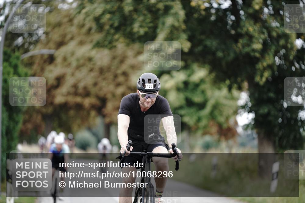 30.08.2026 - Elbe Triathlon Hamburg Michael Burmester http://msf.ph/oto/10068296 30.08.2026 09:30:18 Radfahren 321, 460, 484, 489, 640, 779 meine-sportfotos.de