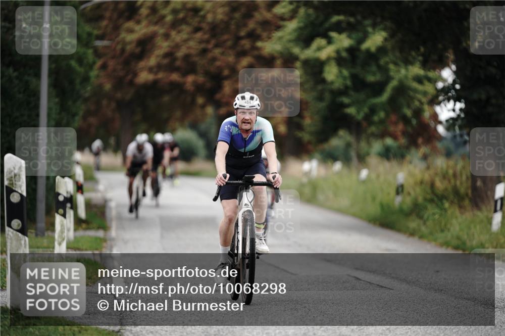 30.08.2026 - Elbe Triathlon Hamburg Michael Burmester http://msf.ph/oto/10068298 30.08.2026 09:30:20 Radfahren 321, 452, 460, 484, 489, 640, 779 meine-sportfotos.de