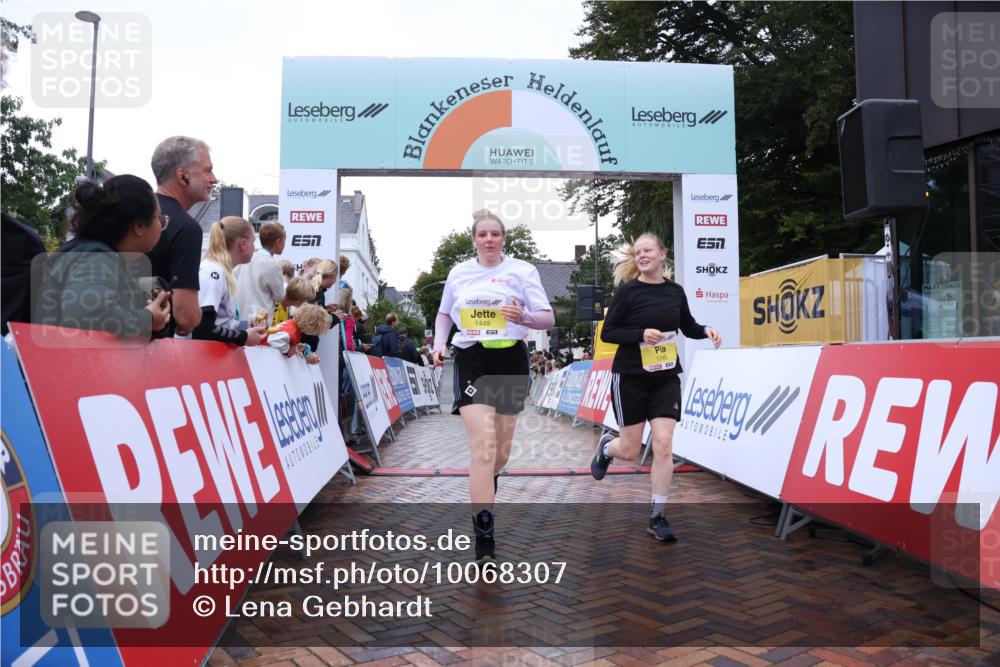 30.08.2026 - Blankeneser Heldenlauf Lena Gebhardt http://msf.ph/oto/10068307 30.08.2026 10:01:06 Ziel 1245, 1449 meine-sportfotos.de