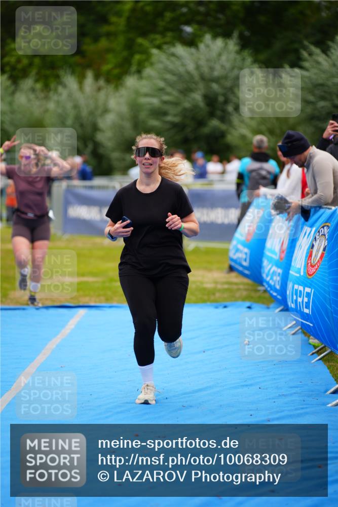 30.08.2026 - Elbe Triathlon Hamburg LAZAROV Photography http://msf.ph/oto/10068309 30.08.2026 12:27:28 Ziel 941, 1605 meine-sportfotos.de