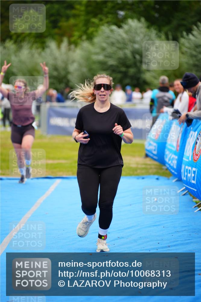 30.08.2026 - Elbe Triathlon Hamburg LAZAROV Photography http://msf.ph/oto/10068313 30.08.2026 12:27:28 Ziel 941, 1605 meine-sportfotos.de