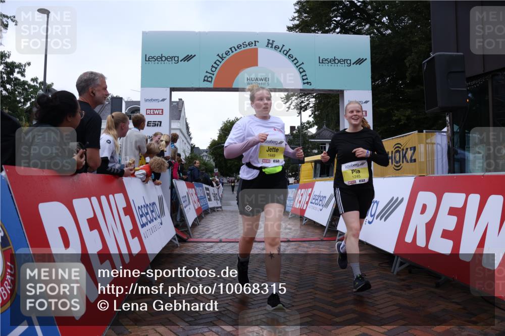 30.08.2026 - Blankeneser Heldenlauf Lena Gebhardt http://msf.ph/oto/10068315 30.08.2026 10:01:07 Ziel 1245, 1449 meine-sportfotos.de