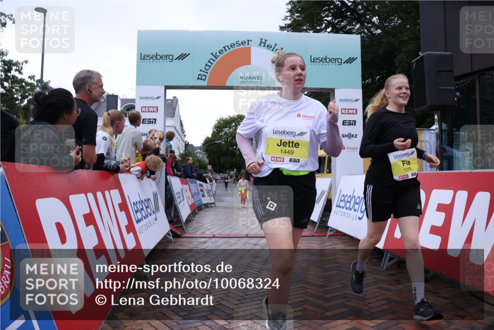 30.08.2026 - Blankeneser Heldenlauf Lena Gebhardt http://msf.ph/oto/10068324 30.08.2026 10:01:07 Ziel 1245, 1449 meine-sportfotos.de