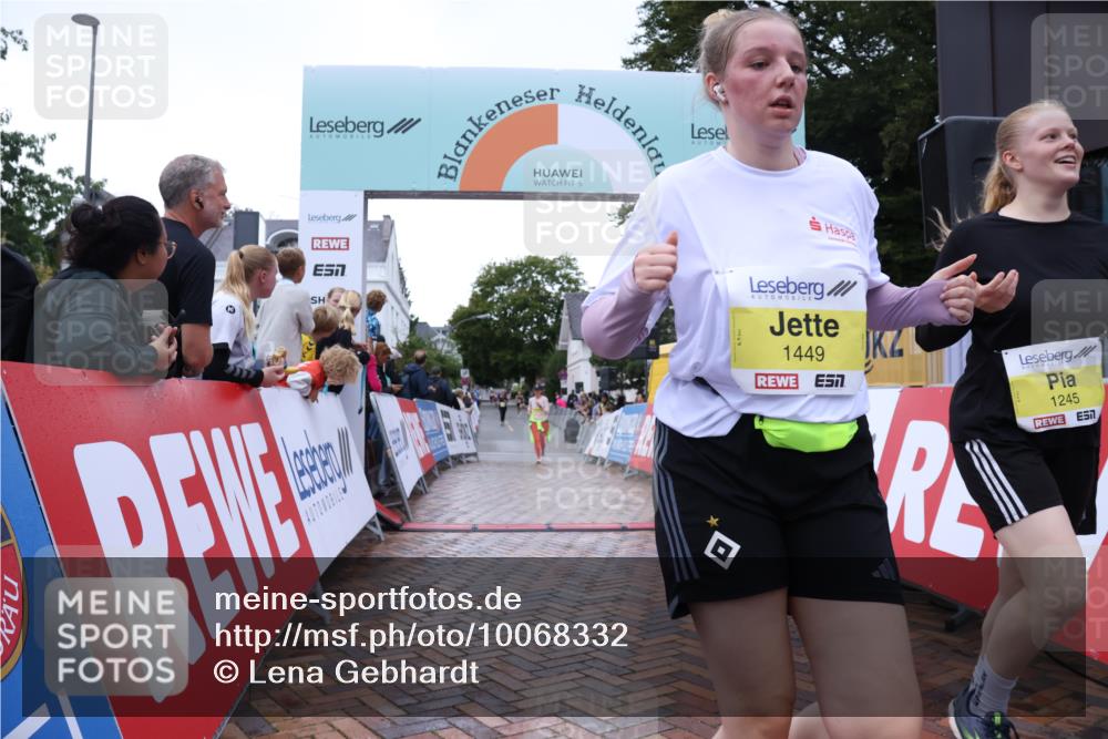 30.08.2026 - Blankeneser Heldenlauf Lena Gebhardt http://msf.ph/oto/10068332 30.08.2026 10:01:07 Ziel 1245, 1449 meine-sportfotos.de