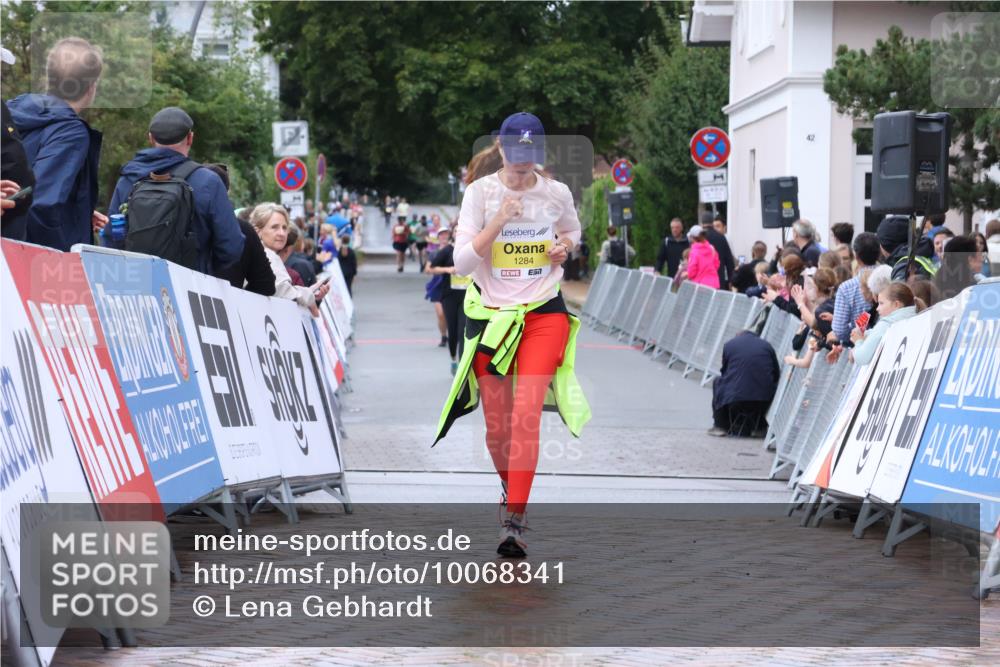 30.08.2026 - Blankeneser Heldenlauf Lena Gebhardt http://msf.ph/oto/10068341 30.08.2026 10:01:09 Ziel 1245, 1284, 1449 meine-sportfotos.de
