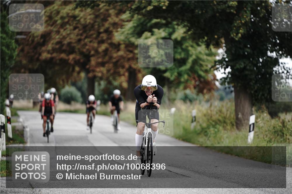 30.08.2026 - Elbe Triathlon Hamburg Michael Burmester http://msf.ph/oto/10068396 30.08.2026 09:31:16 Radfahren 196, 343, 346, 375, 467, 664 meine-sportfotos.de