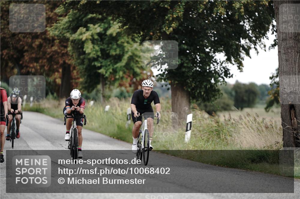 30.08.2026 - Elbe Triathlon Hamburg Michael Burmester http://msf.ph/oto/10068402 30.08.2026 09:31:19 Radfahren 196, 343, 346, 467, 637, 664, 774, 782 meine-sportfotos.de