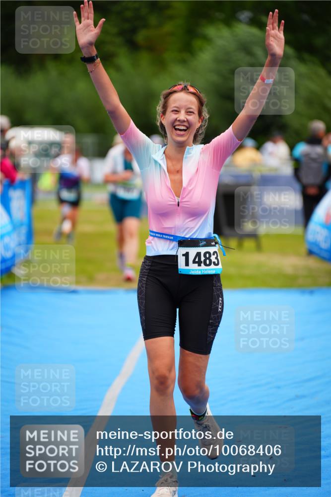 30.08.2026 - Elbe Triathlon Hamburg LAZAROV Photography http://msf.ph/oto/10068406 30.08.2026 12:27:48 Ziel 1483, 1567, 1652, 1656, 1682 meine-sportfotos.de