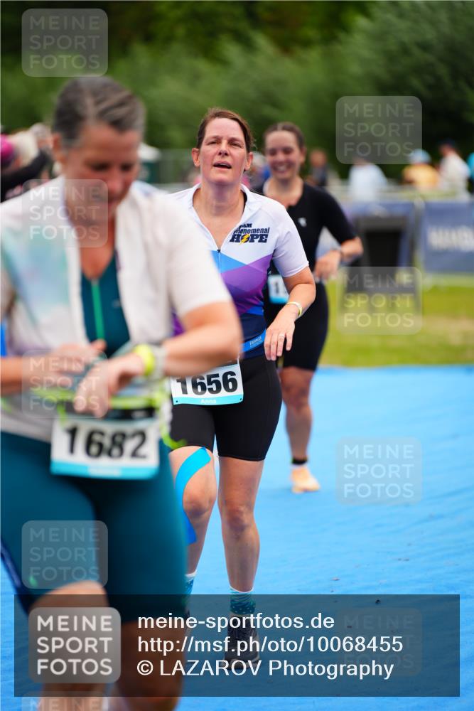 30.08.2026 - Elbe Triathlon Hamburg LAZAROV Photography http://msf.ph/oto/10068455 30.08.2026 12:27:54 Ziel 1567, 1656, 1661, 1682 meine-sportfotos.de