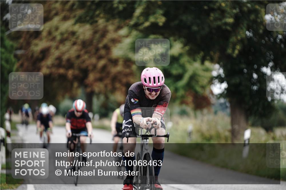 30.08.2026 - Elbe Triathlon Hamburg Michael Burmester http://msf.ph/oto/10068463 30.08.2026 09:31:49 Radfahren 272, 319, 360, 361, 577, 650, 699, 704 meine-sportfotos.de