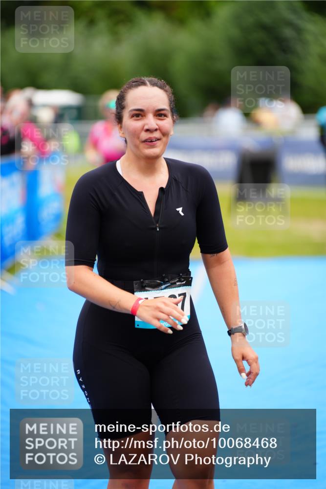 30.08.2026 - Elbe Triathlon Hamburg LAZAROV Photography http://msf.ph/oto/10068468 30.08.2026 12:27:58 Ziel 1567, 1661 meine-sportfotos.de