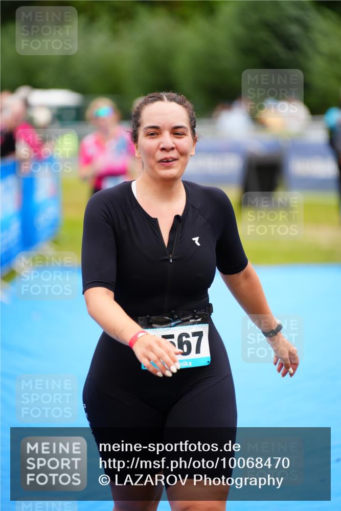 30.08.2026 - Elbe Triathlon Hamburg LAZAROV Photography http://msf.ph/oto/10068470 30.08.2026 12:27:58 Ziel 1567, 1661 meine-sportfotos.de
