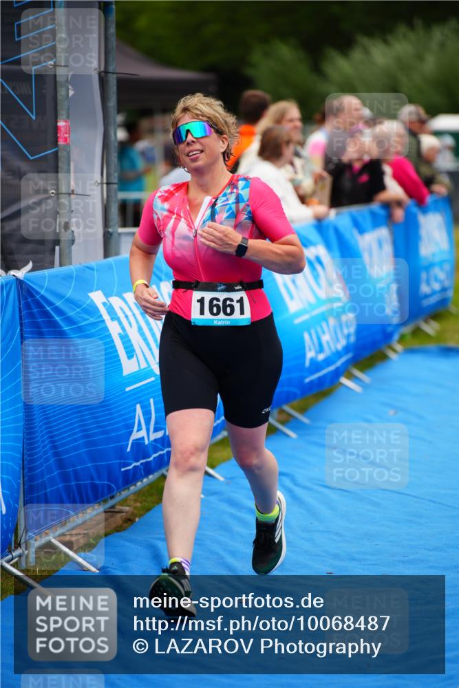 30.08.2026 - Elbe Triathlon Hamburg LAZAROV Photography http://msf.ph/oto/10068487 30.08.2026 12:28:00 Ziel 1190, 1661 meine-sportfotos.de