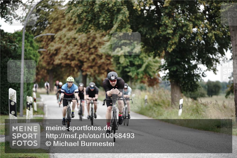 30.08.2026 - Elbe Triathlon Hamburg Michael Burmester http://msf.ph/oto/10068493 30.08.2026 09:31:59 Radfahren 263, 272, 327, 508, 538, 622, 675 meine-sportfotos.de