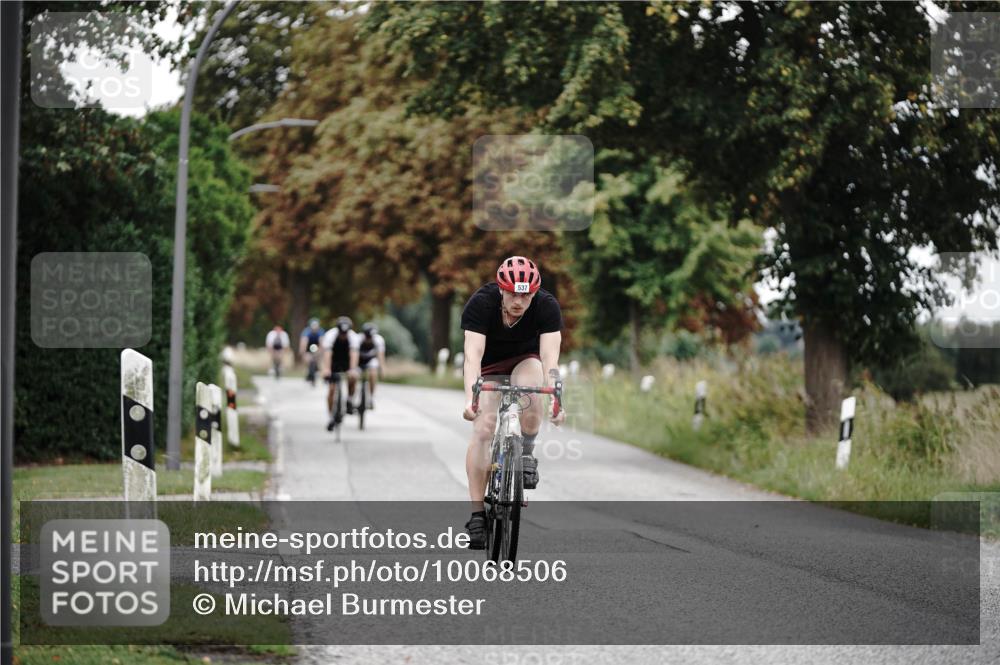 30.08.2026 - Elbe Triathlon Hamburg Michael Burmester http://msf.ph/oto/10068506 30.08.2026 09:32:06 Radfahren 521, 537, 591, 622 meine-sportfotos.de