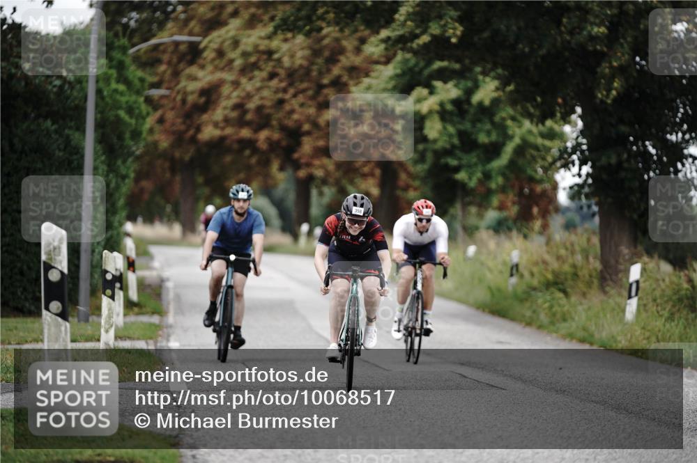30.08.2026 - Elbe Triathlon Hamburg Michael Burmester http://msf.ph/oto/10068517 30.08.2026 09:32:16 Radfahren 305, 309, 358, 514, 841 meine-sportfotos.de