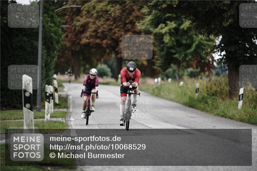 30.08.2026 - Elbe Triathlon Hamburg Michael Burmester http://msf.ph/oto/10068529 30.08.2026 09:32:21 Radfahren 305, 309, 514 meine-sportfotos.de
