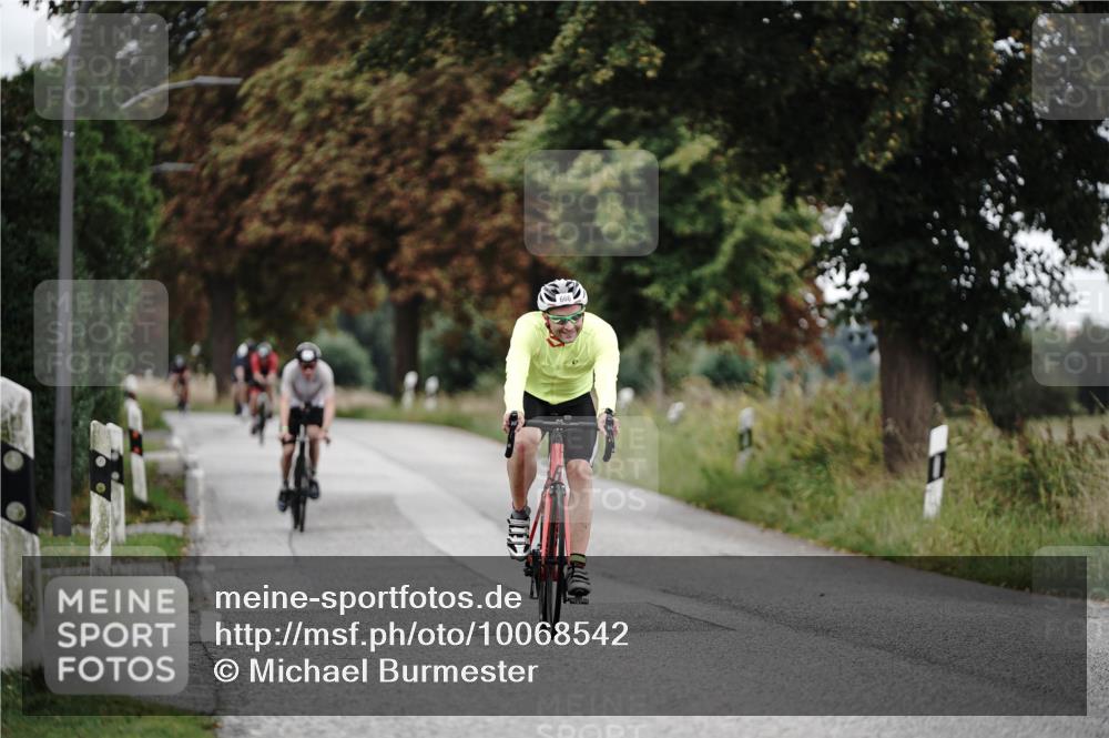 30.08.2026 - Elbe Triathlon Hamburg Michael Burmester http://msf.ph/oto/10068542 30.08.2026 09:32:46 Radfahren 312, 412, 666 meine-sportfotos.de