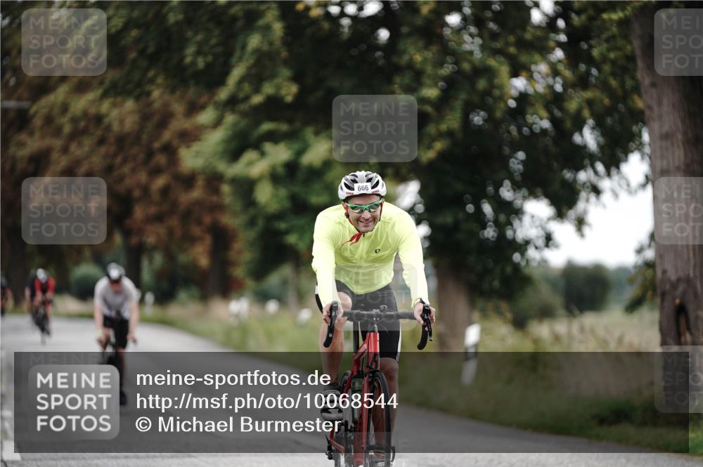30.08.2026 - Elbe Triathlon Hamburg Michael Burmester http://msf.ph/oto/10068544 30.08.2026 09:32:47 Radfahren 312, 412, 666 meine-sportfotos.de