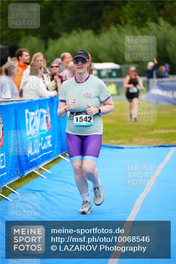 30.08.2026 - Elbe Triathlon Hamburg LAZAROV Photography http://msf.ph/oto/10068546 30.08.2026 12:28:18 Ziel 1542, 1603 meine-sportfotos.de