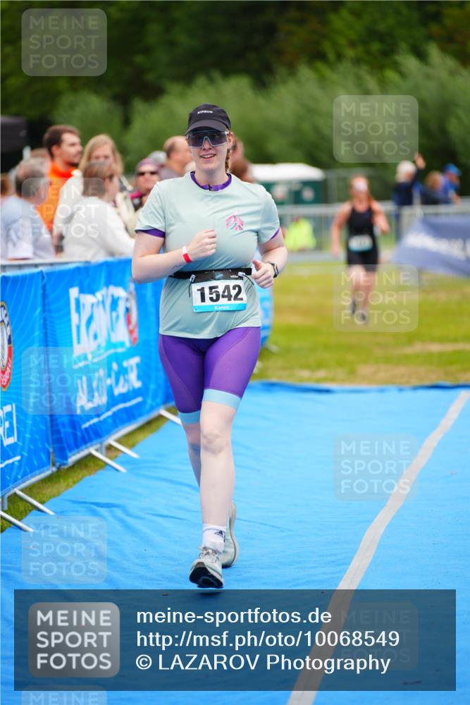 30.08.2026 - Elbe Triathlon Hamburg LAZAROV Photography http://msf.ph/oto/10068549 30.08.2026 12:28:18 Ziel 1542, 1603 meine-sportfotos.de