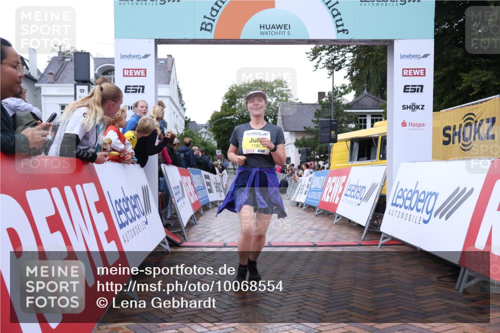 30.08.2026 - Blankeneser Heldenlauf Lena Gebhardt http://msf.ph/oto/10068554 30.08.2026 10:01:29 Ziel 1192, 1598 meine-sportfotos.de
