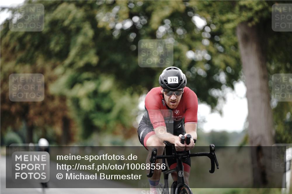 30.08.2026 - Elbe Triathlon Hamburg Michael Burmester http://msf.ph/oto/10068556 30.08.2026 09:32:53 Radfahren 312, 391, 405, 1894 meine-sportfotos.de