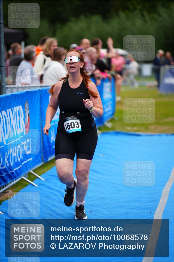 30.08.2026 - Elbe Triathlon Hamburg LAZAROV Photography http://msf.ph/oto/10068578 30.08.2026 12:28:24 Ziel 1520, 1603 meine-sportfotos.de