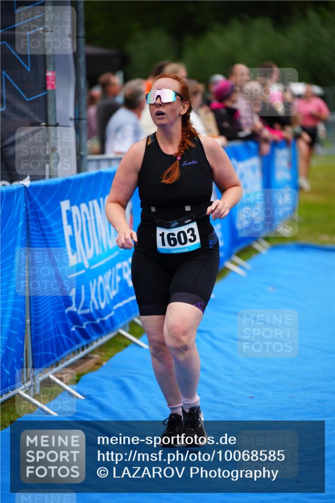 30.08.2026 - Elbe Triathlon Hamburg LAZAROV Photography http://msf.ph/oto/10068585 30.08.2026 12:28:24 Ziel 1520, 1603 meine-sportfotos.de
