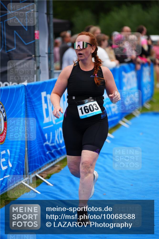 30.08.2026 - Elbe Triathlon Hamburg LAZAROV Photography http://msf.ph/oto/10068588 30.08.2026 12:28:25 Ziel 1520, 1603 meine-sportfotos.de