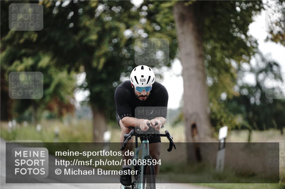 30.08.2026 - Elbe Triathlon Hamburg Michael Burmester http://msf.ph/oto/10068594 30.08.2026 09:33:12 Radfahren 639 meine-sportfotos.de