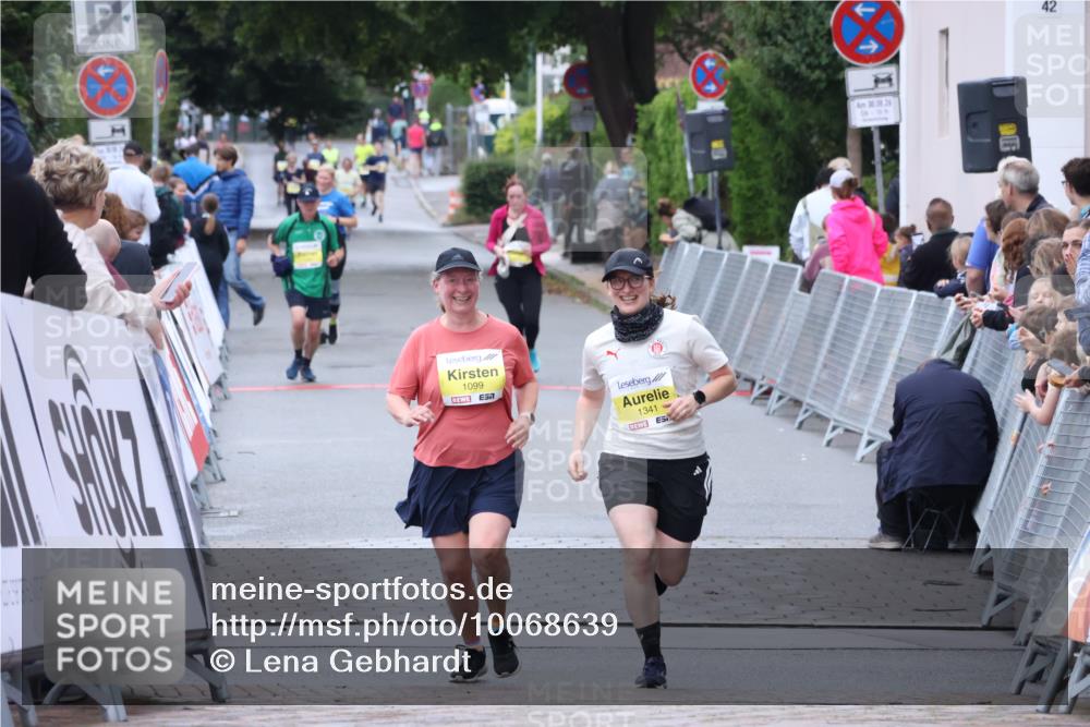 30.08.2026 - Blankeneser Heldenlauf Lena Gebhardt http://msf.ph/oto/10068639 30.08.2026 10:01:39 Ziel 1408 meine-sportfotos.de
