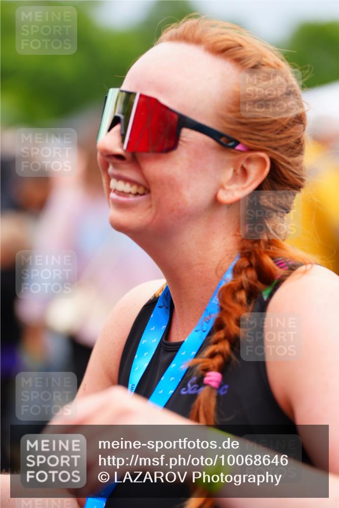 30.08.2026 - Elbe Triathlon Hamburg LAZAROV Photography http://msf.ph/oto/10068646 30.08.2026 12:28:36 Ziel 1520 meine-sportfotos.de