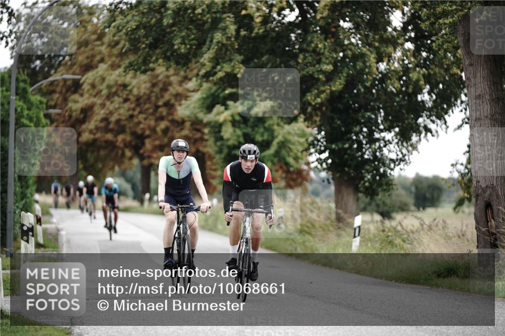 30.08.2026 - Elbe Triathlon Hamburg Michael Burmester http://msf.ph/oto/10068661 30.08.2026 09:33:54 Radfahren 449, 542, 709 meine-sportfotos.de