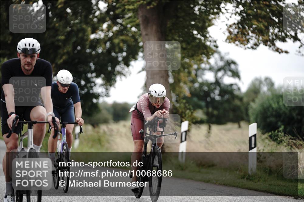 30.08.2026 - Elbe Triathlon Hamburg Michael Burmester http://msf.ph/oto/10068686 30.08.2026 09:34:08 Radfahren 293, 372, 432, 440, 519, 623 meine-sportfotos.de