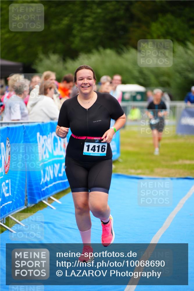 30.08.2026 - Elbe Triathlon Hamburg LAZAROV Photography http://msf.ph/oto/10068690 30.08.2026 12:28:54 Ziel 1416, 1710 meine-sportfotos.de