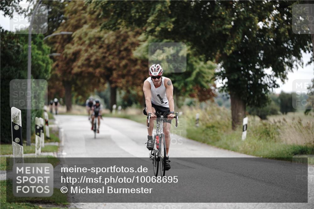 30.08.2026 - Elbe Triathlon Hamburg Michael Burmester http://msf.ph/oto/10068695 30.08.2026 09:34:15 Radfahren 281, 432, 482, 536 meine-sportfotos.de