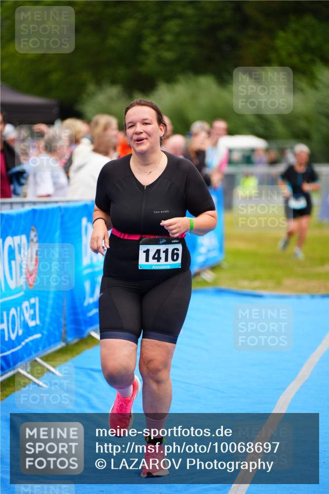 30.08.2026 - Elbe Triathlon Hamburg LAZAROV Photography http://msf.ph/oto/10068697 30.08.2026 12:28:55 Ziel 1416, 1710 meine-sportfotos.de