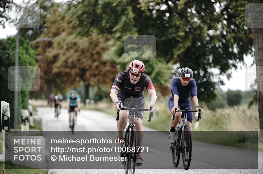 30.08.2026 - Elbe Triathlon Hamburg Michael Burmester http://msf.ph/oto/10068721 30.08.2026 09:34:29 Radfahren 208, 588, 597, 598, 662, 690, 696 meine-sportfotos.de