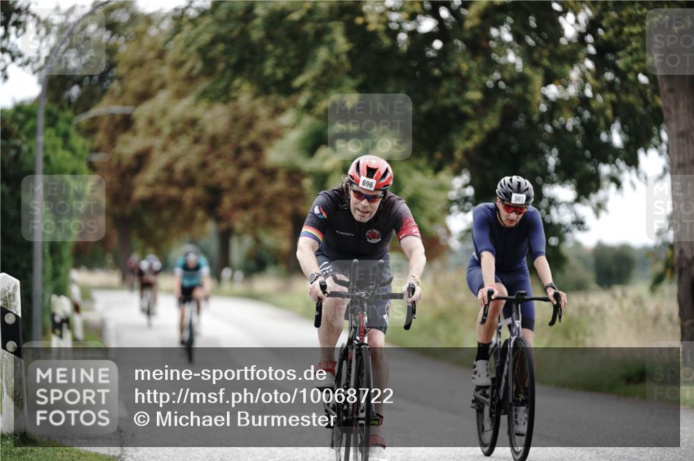 30.08.2026 - Elbe Triathlon Hamburg Michael Burmester http://msf.ph/oto/10068722 30.08.2026 09:34:30 Radfahren 208, 301, 597, 598, 662, 690, 696 meine-sportfotos.de