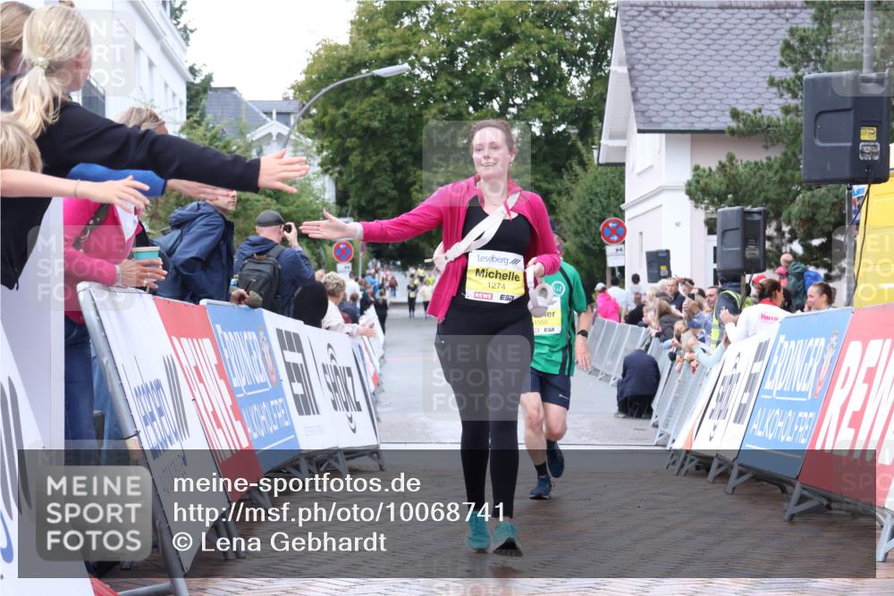 30.08.2026 - Blankeneser Heldenlauf Lena Gebhardt http://msf.ph/oto/10068741 30.08.2026 10:01:54 Ziel 1274, 1550 meine-sportfotos.de