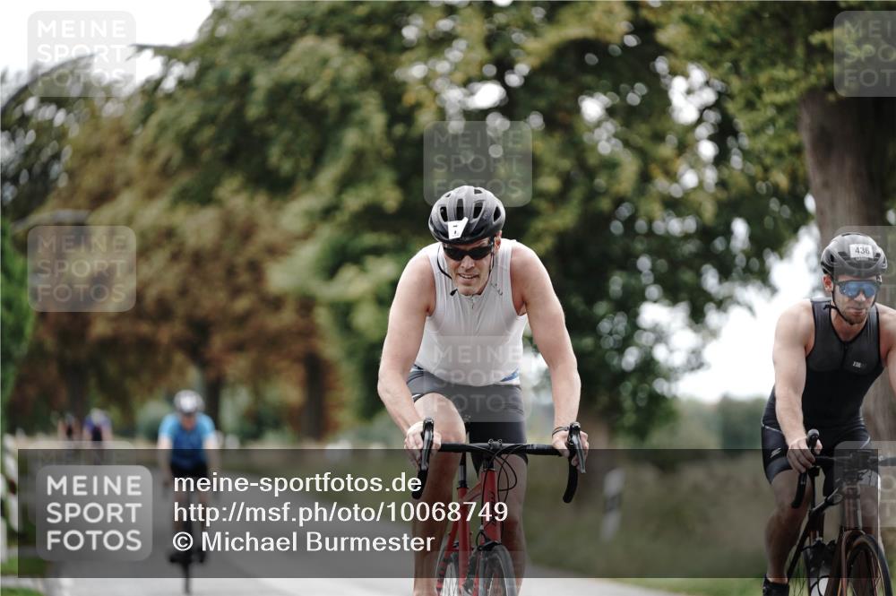 30.08.2026 - Elbe Triathlon Hamburg Michael Burmester http://msf.ph/oto/10068749 30.08.2026 09:34:54 Radfahren 214, 436, 736, 754 meine-sportfotos.de