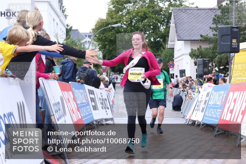 30.08.2026 - Blankeneser Heldenlauf Lena Gebhardt http://msf.ph/oto/10068750 30.08.2026 10:01:55 Ziel 1274, 1550 meine-sportfotos.de