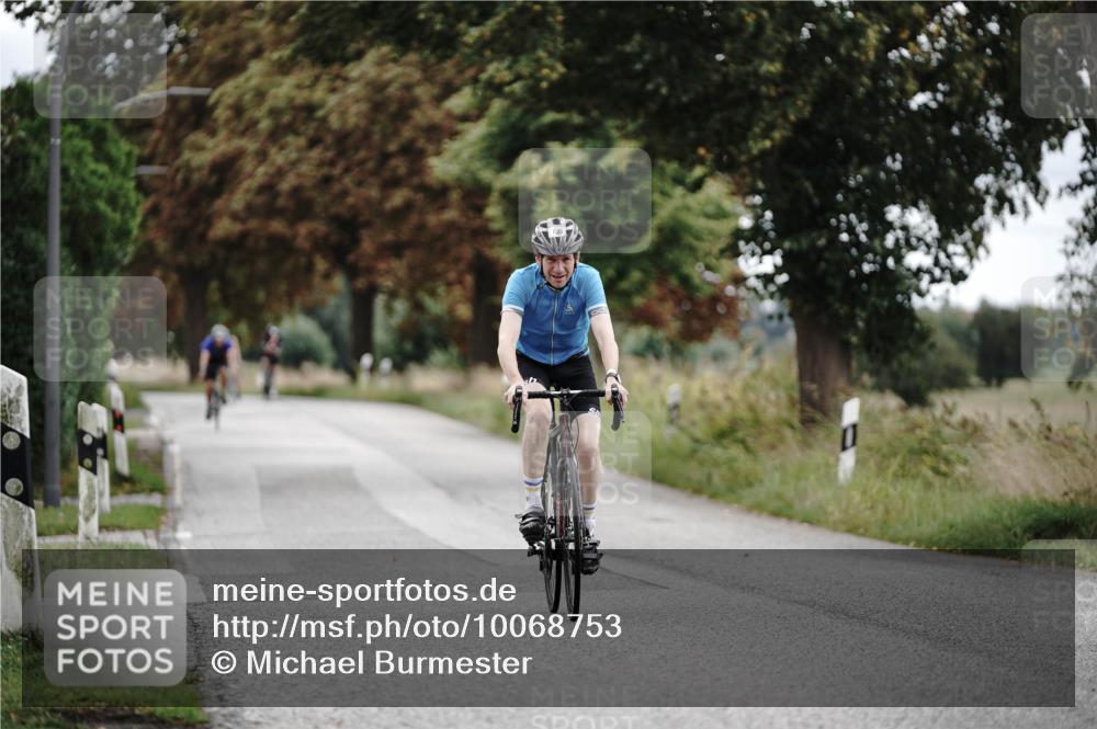 30.08.2026 - Elbe Triathlon Hamburg Michael Burmester http://msf.ph/oto/10068753 30.08.2026 09:34:55 Radfahren 436, 492, 736, 754 meine-sportfotos.de