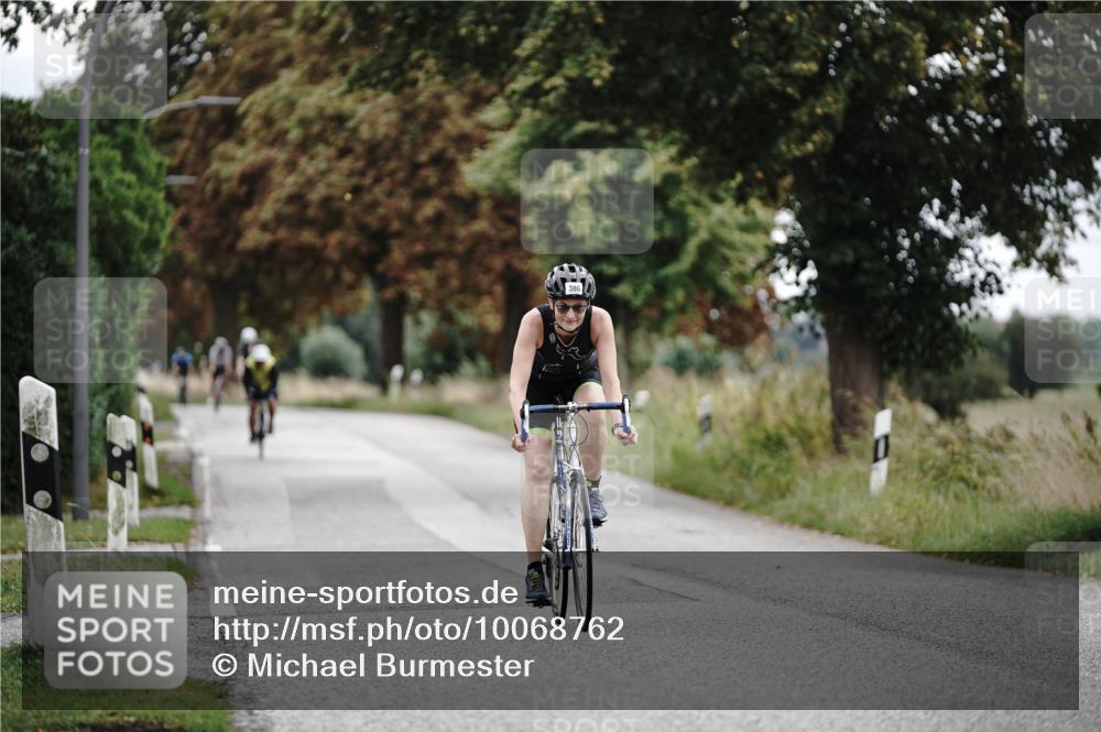 30.08.2026 - Elbe Triathlon Hamburg Michael Burmester http://msf.ph/oto/10068762 30.08.2026 09:35:05 Radfahren 364, 386, 492, 533 meine-sportfotos.de