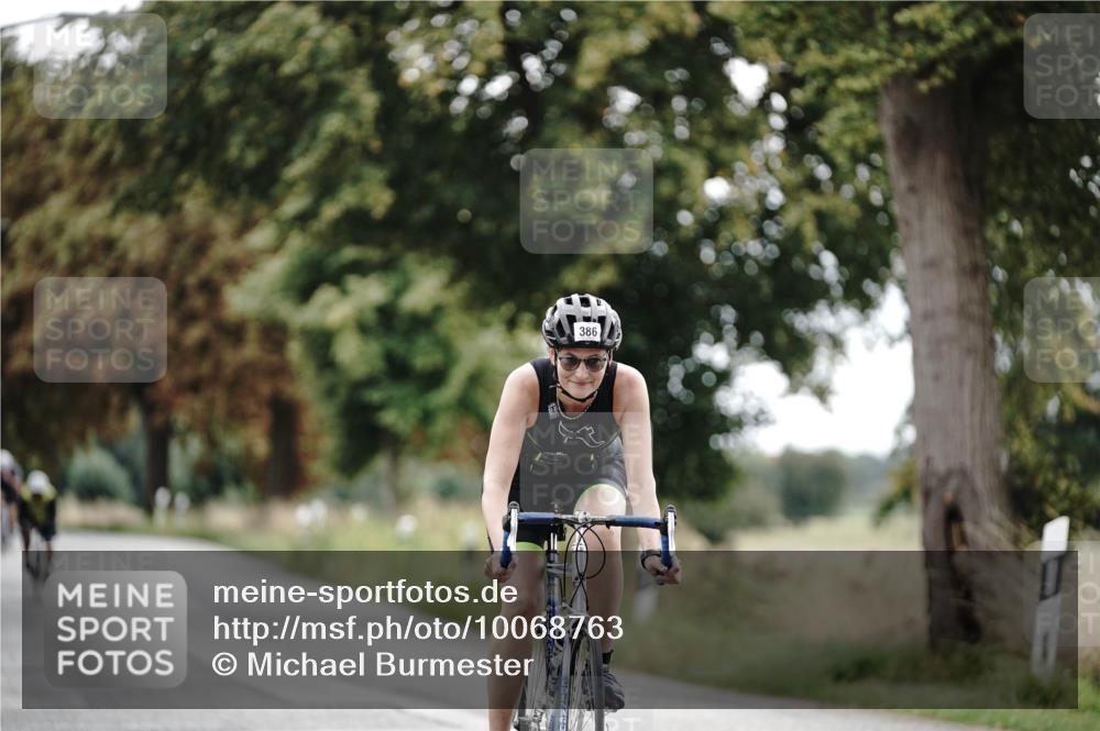 30.08.2026 - Elbe Triathlon Hamburg Michael Burmester http://msf.ph/oto/10068763 30.08.2026 09:35:06 Radfahren 364, 386, 533 meine-sportfotos.de